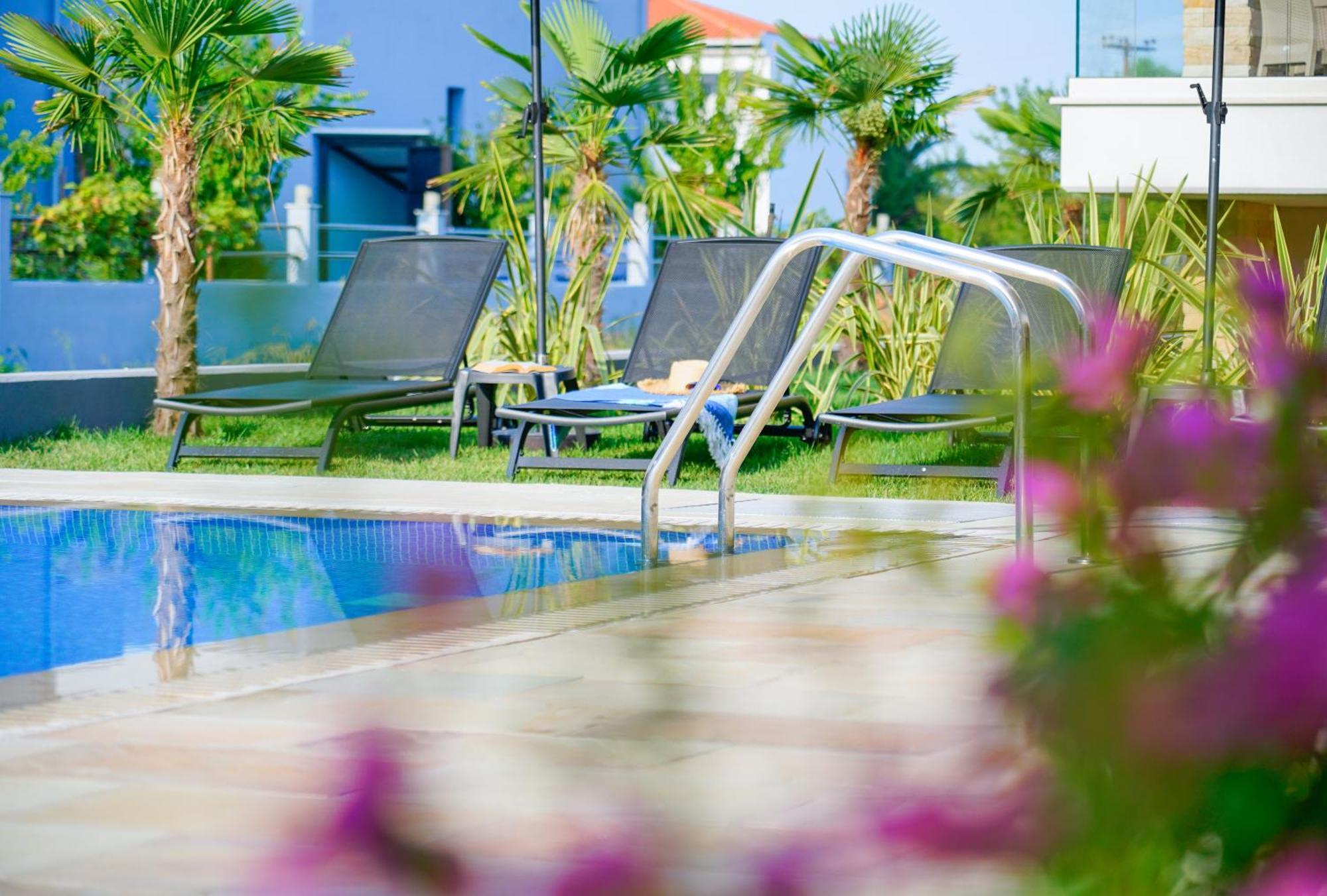 Tereza Golden Aparthotel Chrysi Ammoudia Exterior photo